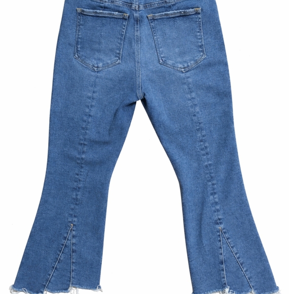 Good American Good Legs Chew Hem Crop Jeans - Picture 3 of 3